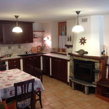 B&B Le Temps D'Une Pause Champorcher Luaran gambar